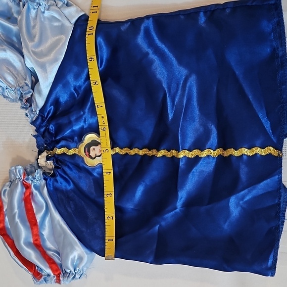 Disney's Snow White Child's Costume size 4-6x - Picture 11 of 11